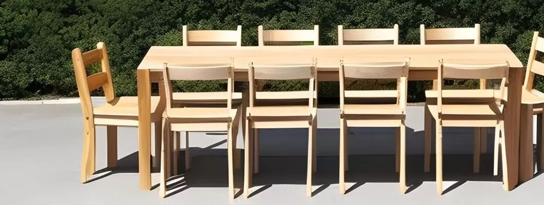 Ahşap Masa Sandalye Takımı Bahçede Kullanımı Ahşap Masa Sandalye Takımı Bahçede Kullanımı