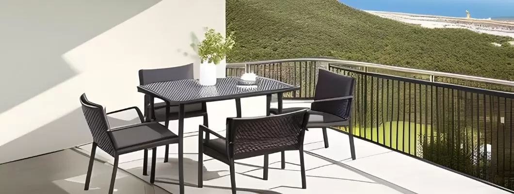 Balkon Masa Sandalye Takımı Kaç Kişilik Olmalı ?