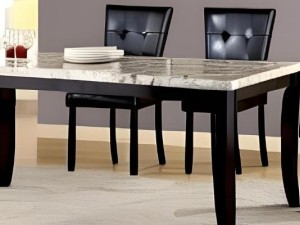 Kamp ve Pikniklerin Vazgeçilmezi: Katlanabilir Masa Sandalye Setleri!