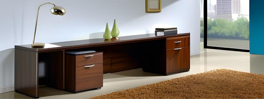 What would be the ideal worktable for an efficient work environment?